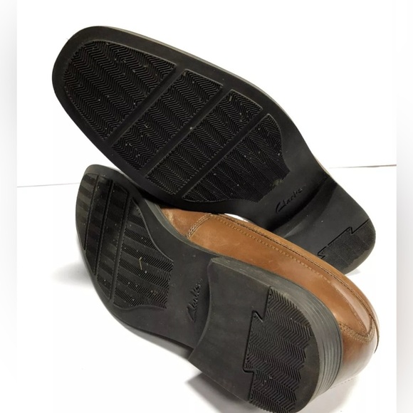 Clarks Tilden Free Mens Loafer Brown, Size 8.5 W